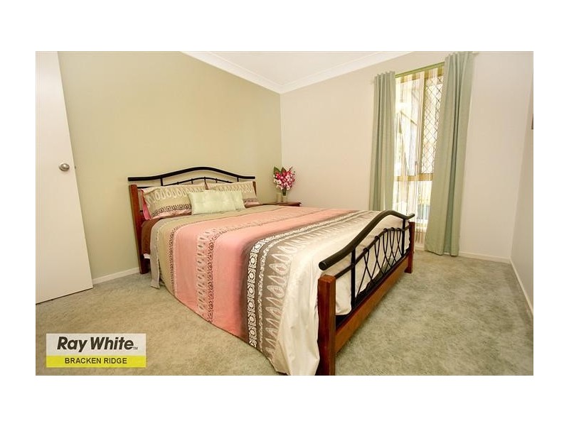 39 Rinnicrew Street, Bracken Ridge QLD 4017