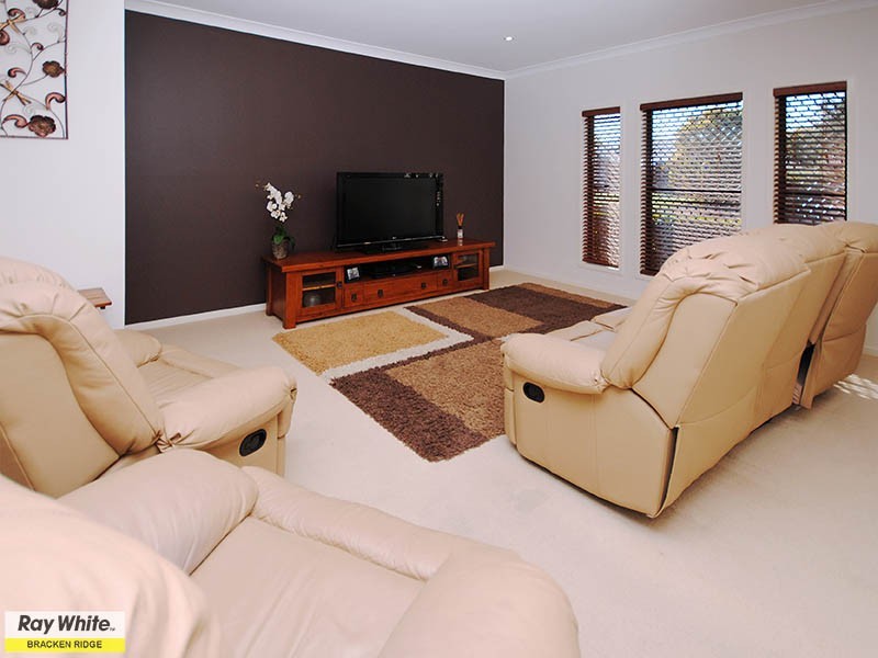 2 Mustang Street, Bracken Ridge QLD 4017