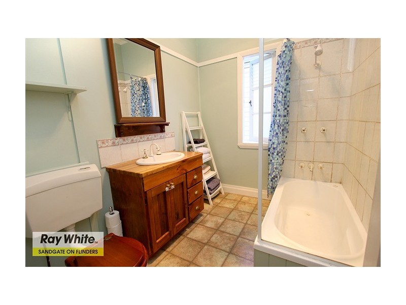 187 Rainbow Street, Sandgate QLD 4017