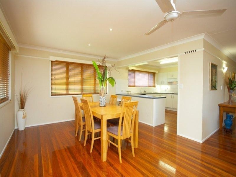 64 Woondaree Street, Bracken Ridge QLD 4017