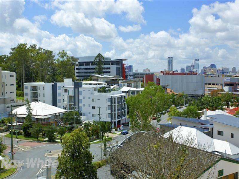 41 School Street, Kelvin Grove QLD 4059