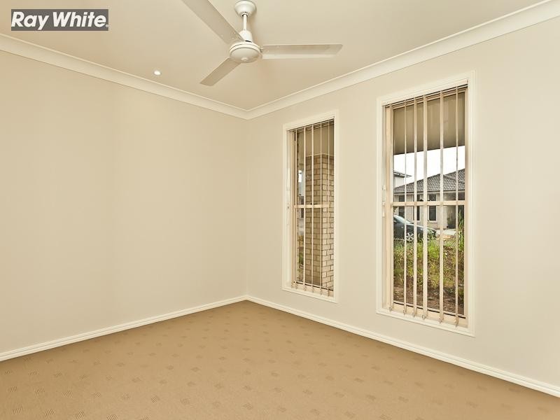 54 TARRAGON Parade, Griffin QLD 4503