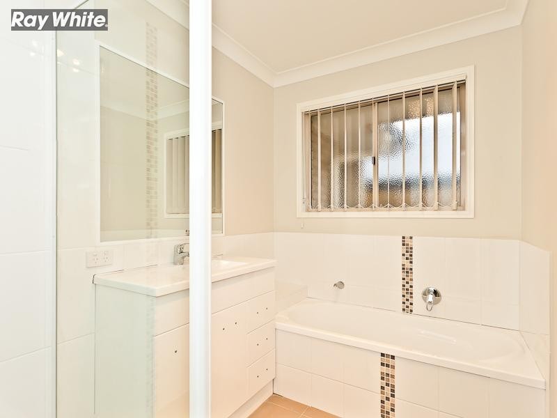 54 TARRAGON Parade, Griffin QLD 4503