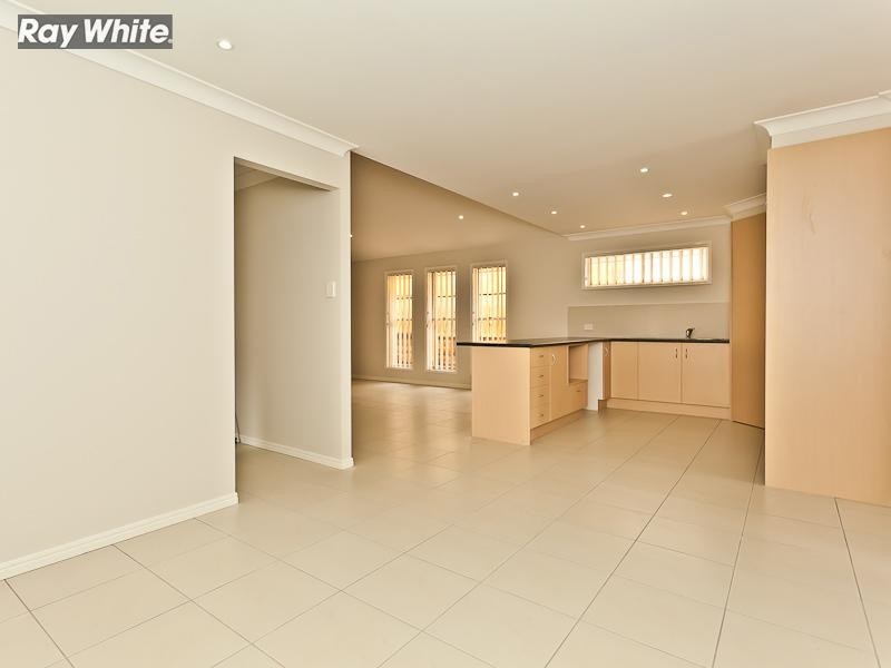 54 TARRAGON Parade, Griffin QLD 4503