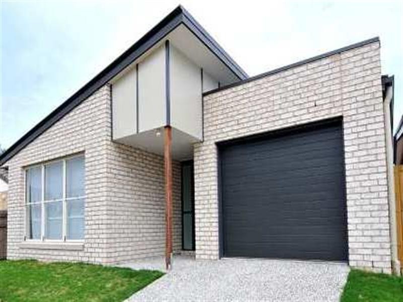 8 Trenton Court, Bracken Ridge QLD 4017