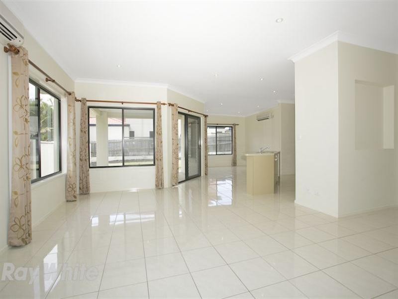 7 Poznik Close, Bracken Ridge QLD 4017