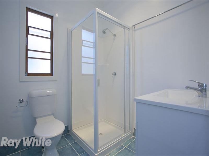 11 Range Avenue, Brighton QLD 4017