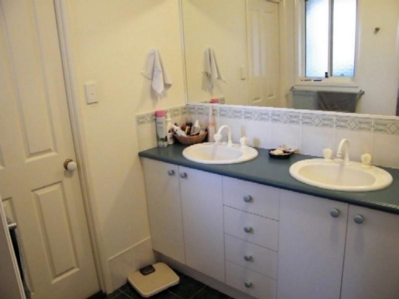 9 Butterfly Drive, Kallangur QLD 4503