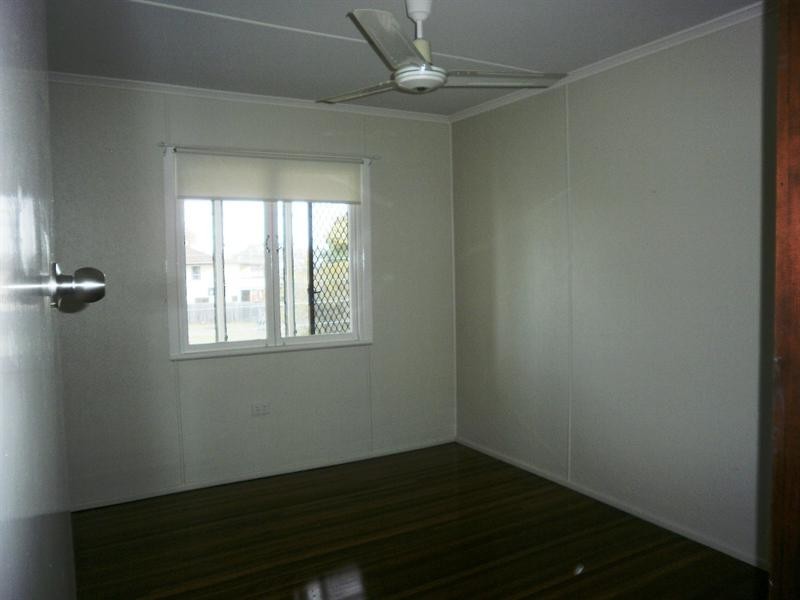 5 Corner Street, Brighton QLD 4017