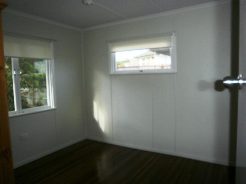 5 Corner Street, Brighton QLD 4017