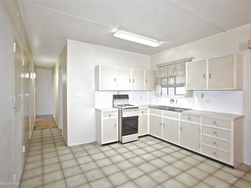 7 Benaroon Street, Bracken Ridge QLD 4017