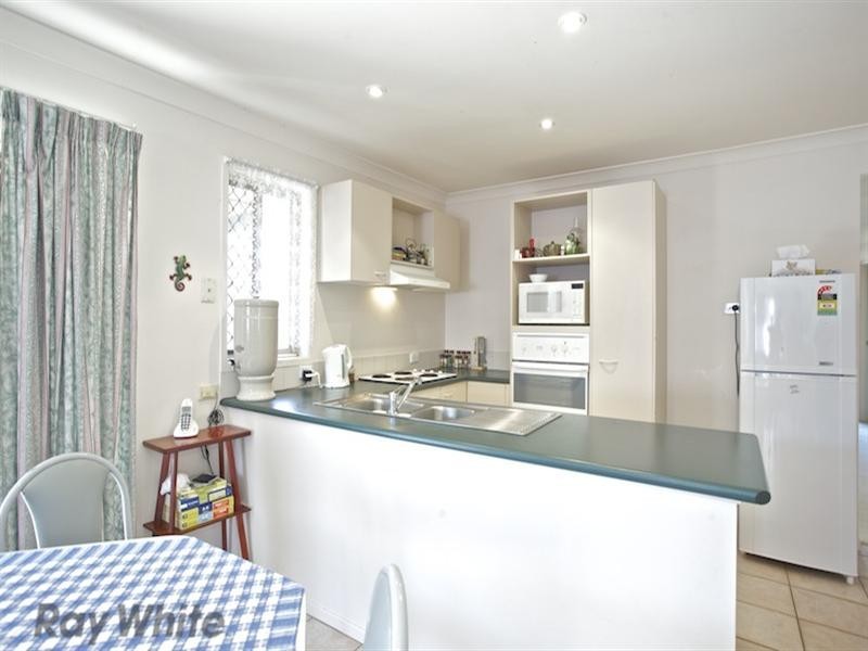 50 Lilly Pilly Crescent, Fitzgibbon QLD 4018