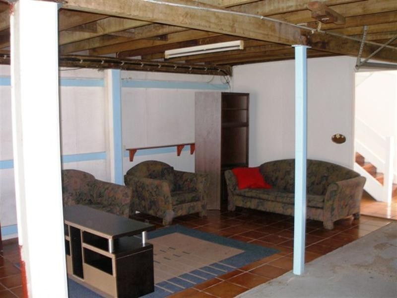 10 Central Avenue, Deagon QLD 4017