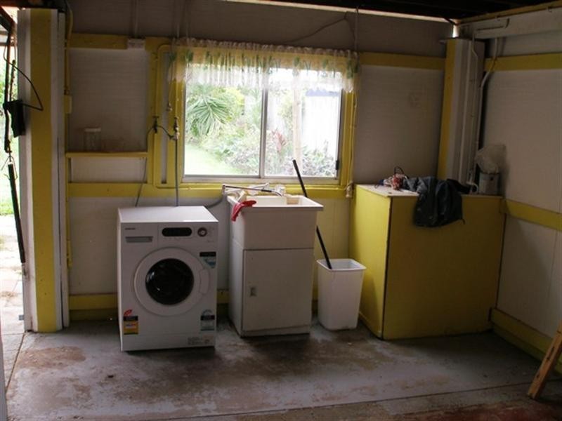 10 Central Avenue, Deagon QLD 4017