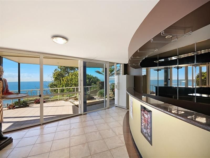 74 Prince Edward Parade, Redcliffe QLD 4020