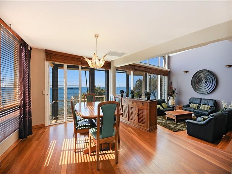 74 Prince Edward Parade, Redcliffe QLD 4020