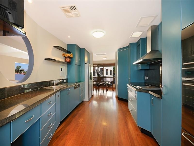 74 Prince Edward Parade, Redcliffe QLD 4020
