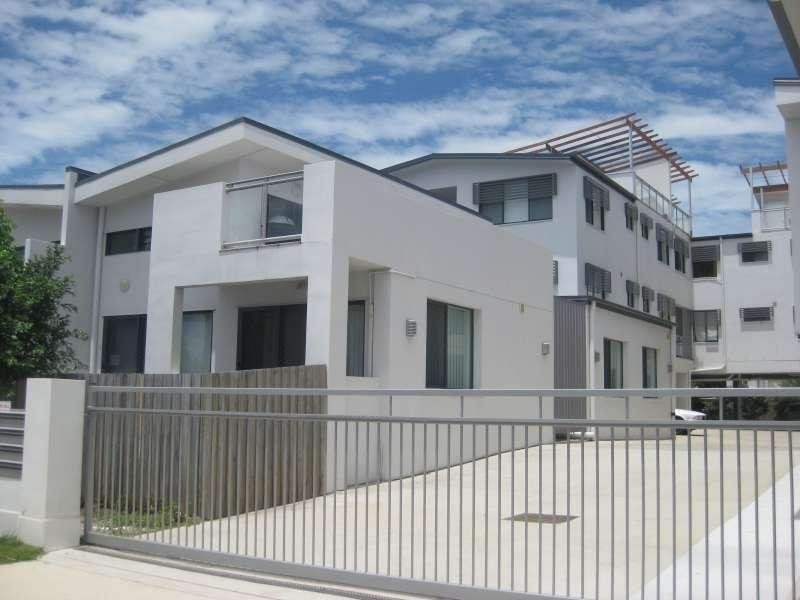 8/3 Macdonnell Road, Margate QLD 4019