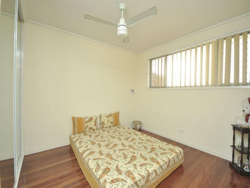 2/30 GRASSPAN Street, Zillmere QLD 4034