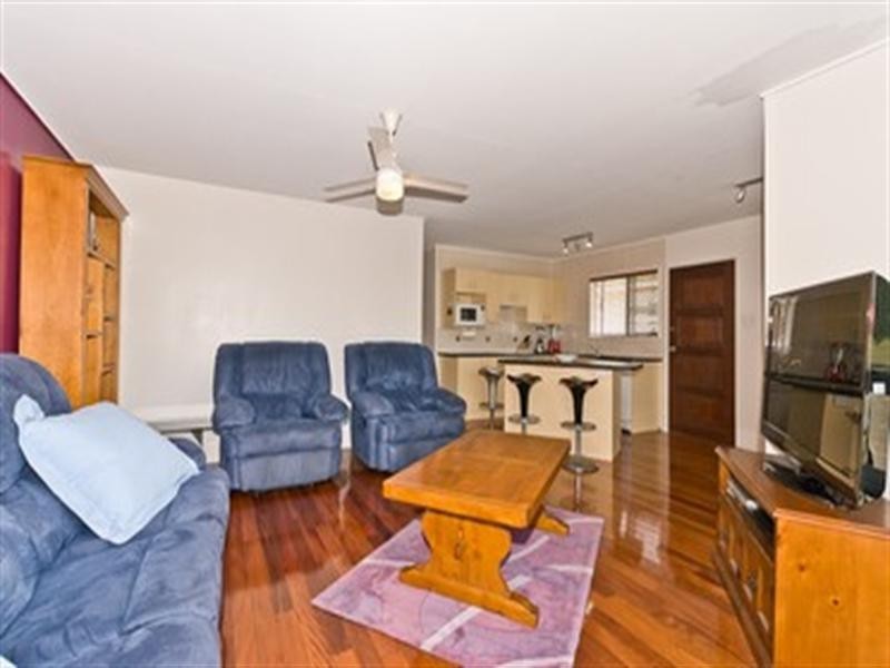 71 Townsend Street, Brighton QLD 4017