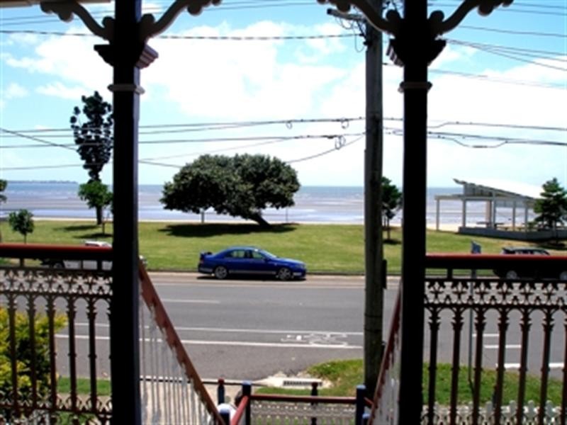 104 Flinders Parade, Sandgate QLD 4017