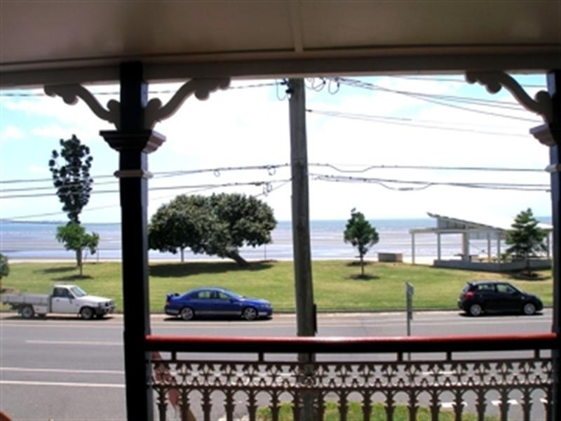 104 Flinders Parade, Sandgate QLD 4017