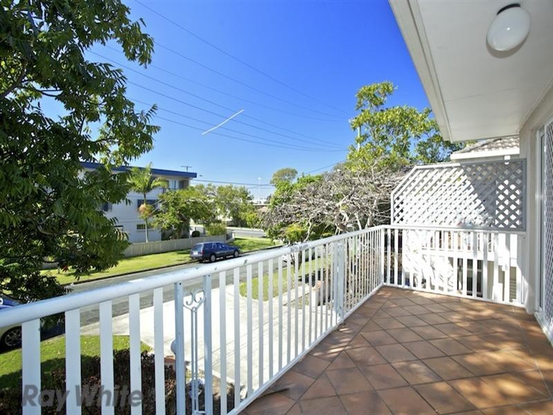 6/2 HALCOMB Street, Zillmere QLD 4034