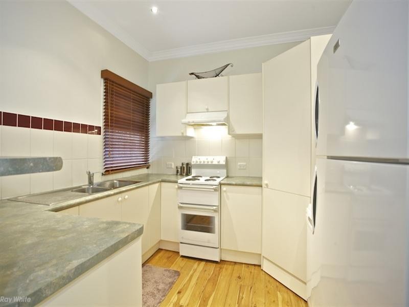 4 Finnie Road, Deagon QLD 4017