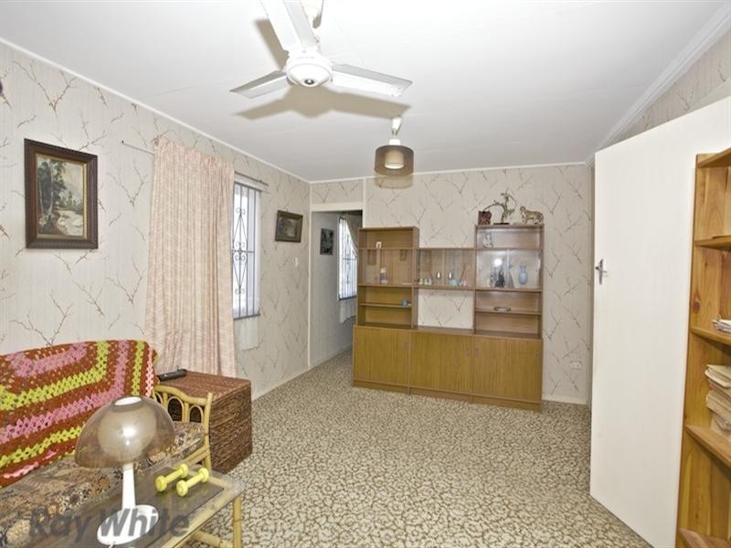 49 Finnie Road, Deagon QLD 4017