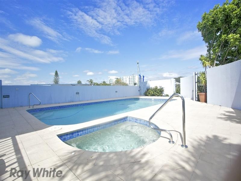 5 Lilla Street, Woody Point QLD 4019