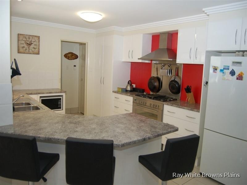 7 Crescendo Place, Crestmead QLD 4132