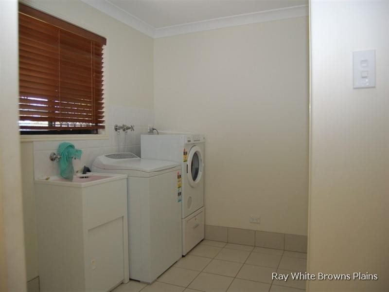 7 Crescendo Place, Crestmead QLD 4132