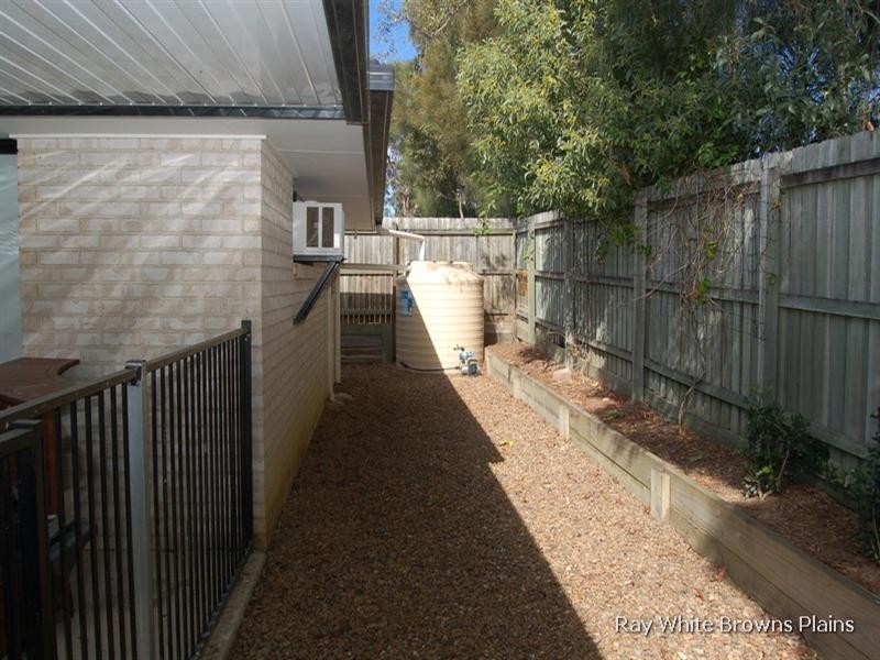 7 Crescendo Place, Crestmead QLD 4132