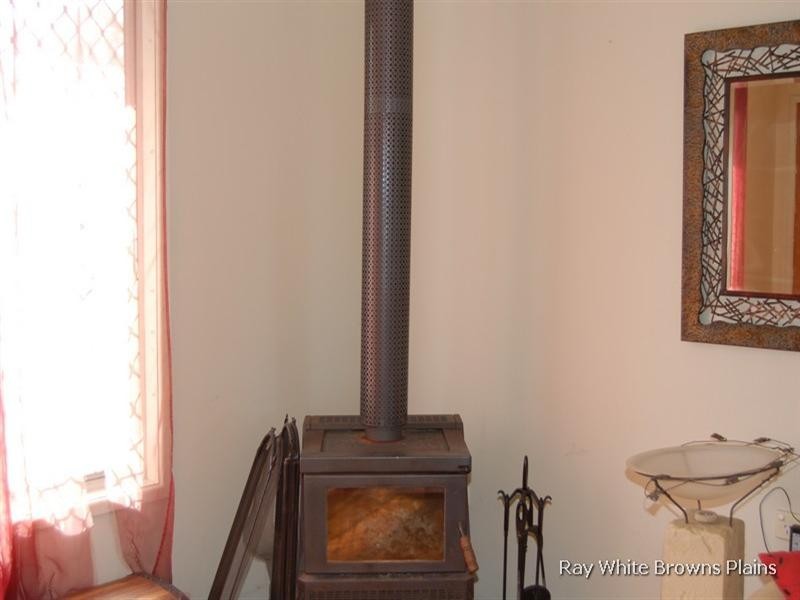 27 St Johns Way, Boronia Heights QLD 4124
