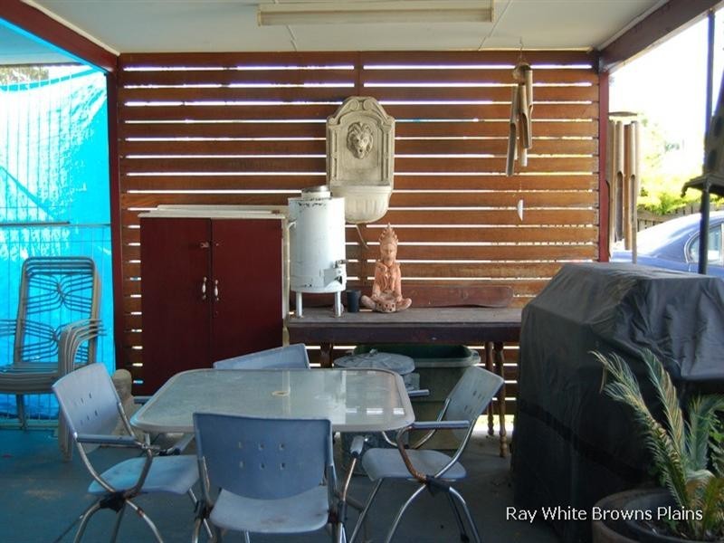 27 St Johns Way, Boronia Heights QLD 4124