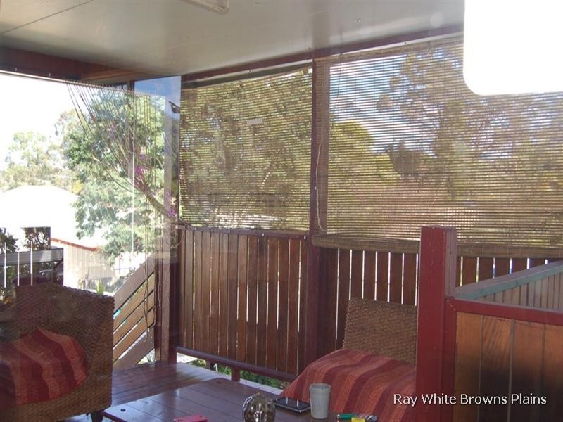 27 St Johns Way, Boronia Heights QLD 4124