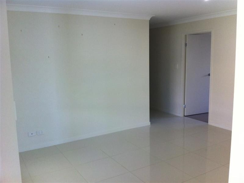 29 Serenity Drive, Crestmead QLD 4132