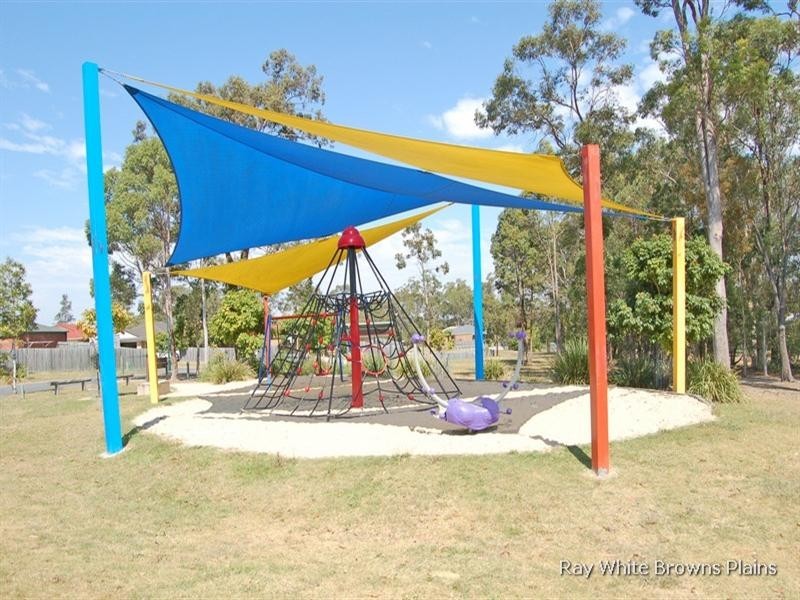 4 Broadway Avenue, Marsden QLD 4132