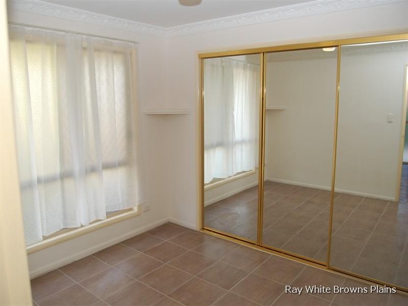 36 Murrumbidgee Street, Hillcrest QLD 4118