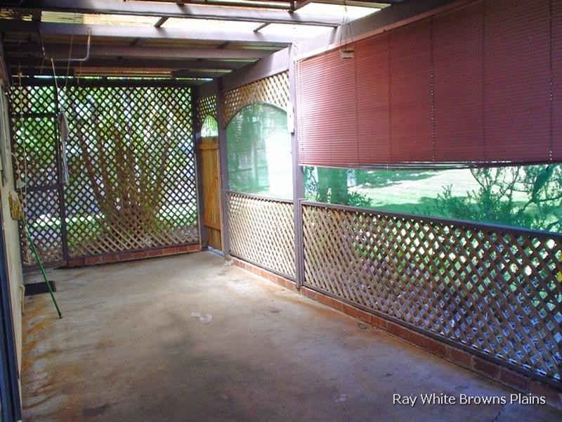 42 Strathallen Drive, Boronia Heights QLD 4124