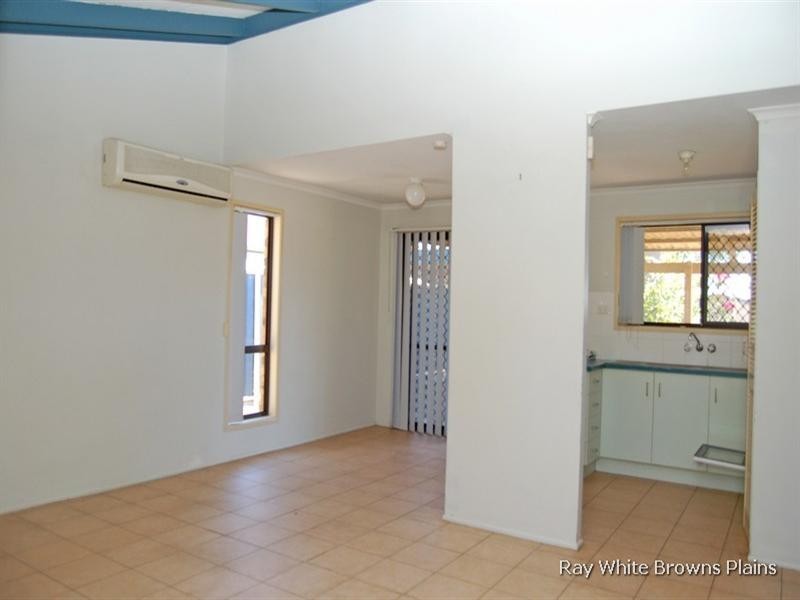 190 Vansittart Road, Regents Park QLD 4118