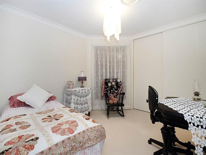 6 Stevens Court, Crestmead QLD 4132