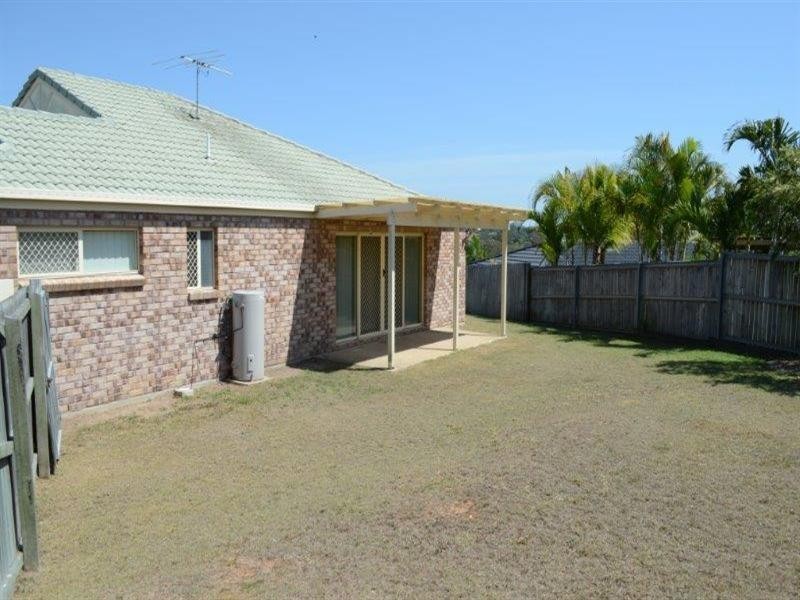 7 Pimelia Court, Regents Park QLD 4118