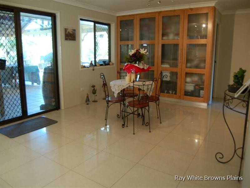 416 Middle Road, Greenbank QLD 4124