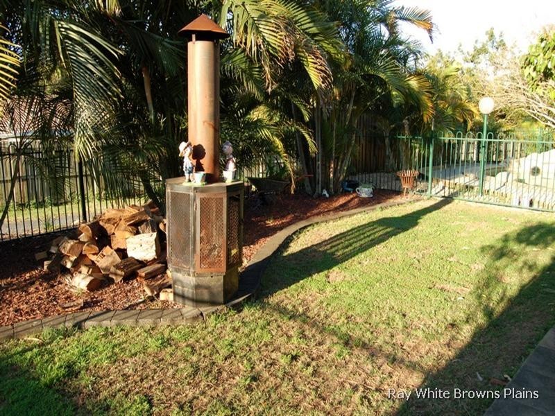 416 Middle Road, Greenbank QLD 4124
