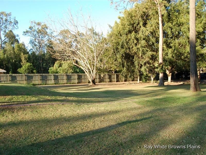 416 Middle Road, Greenbank QLD 4124