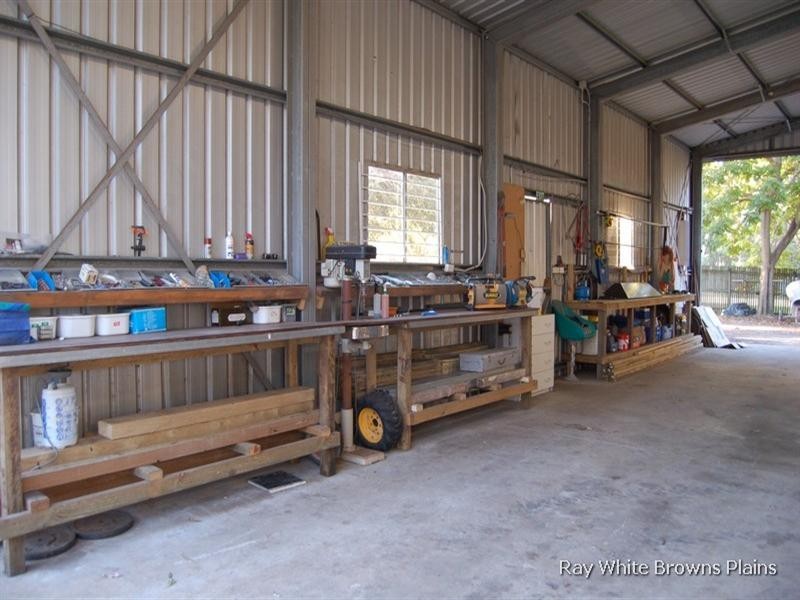 416 Middle Road, Greenbank QLD 4124