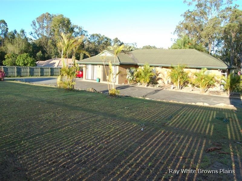 416 Middle Road, Greenbank QLD 4124