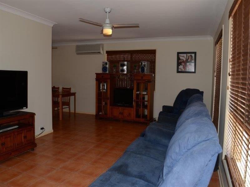 12 Belford Street, Boronia Heights QLD 4124