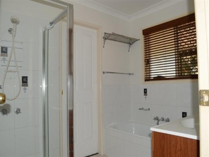 12 Belford Street, Boronia Heights QLD 4124